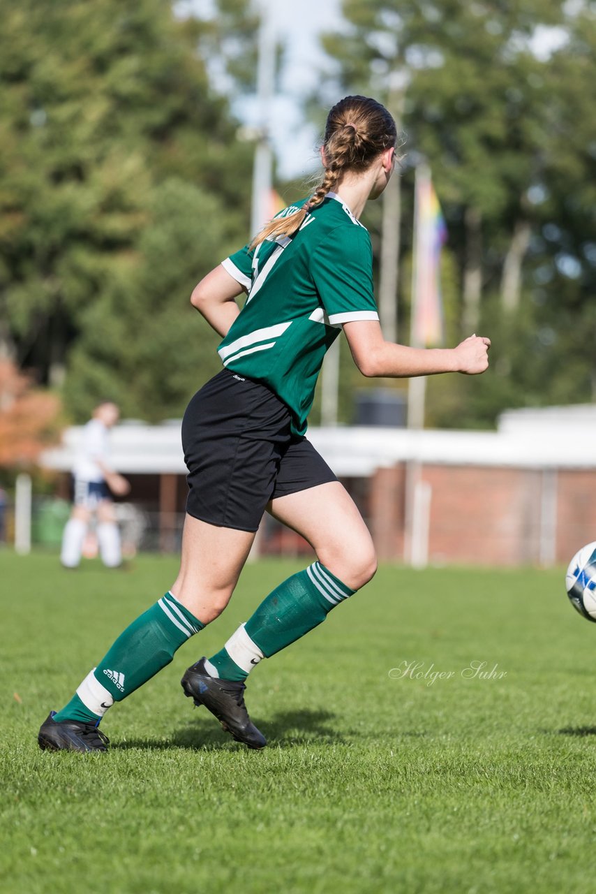 Bild 214 - wBJ VfL Pinneberg - Rissen : Ergebnis: 8:0